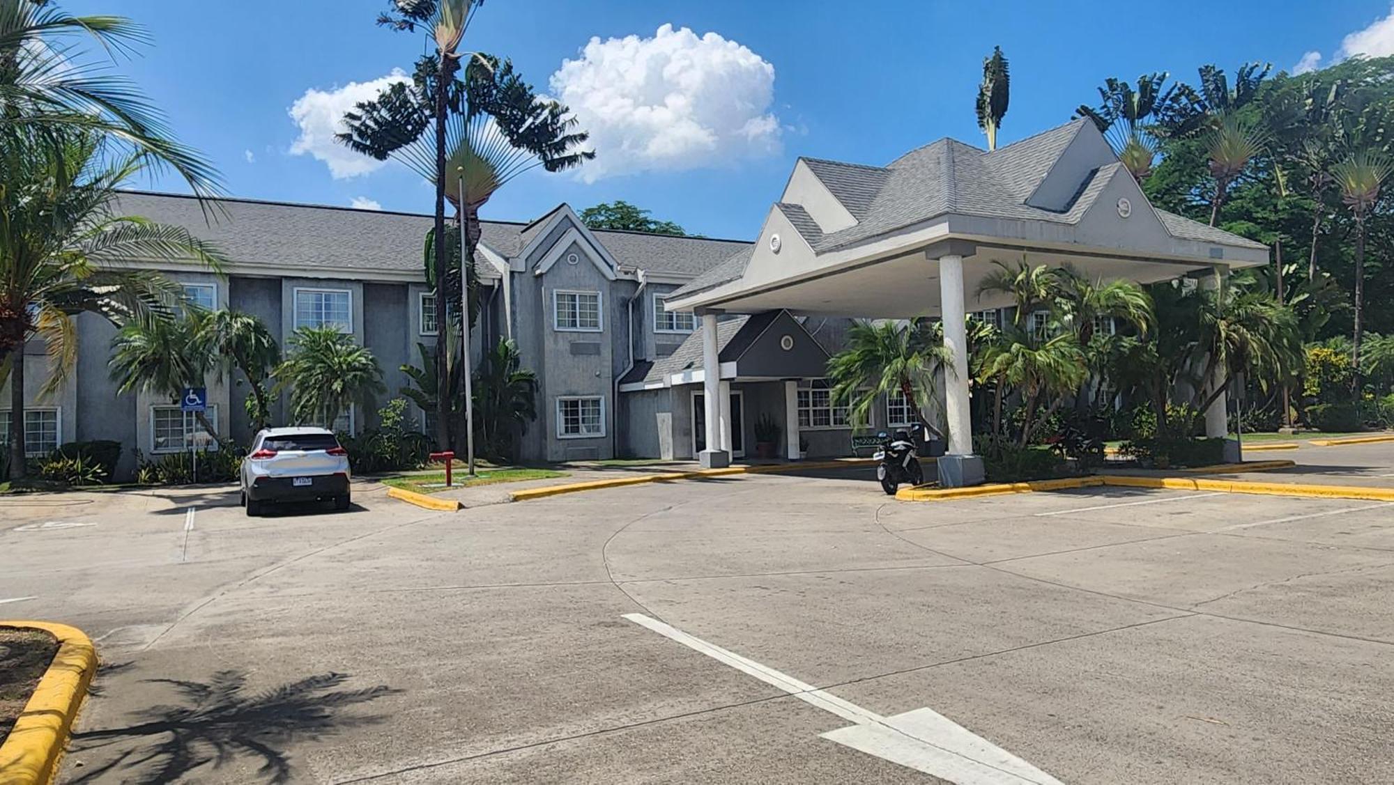 Metrotel Express San Pedro Sula Exterior photo